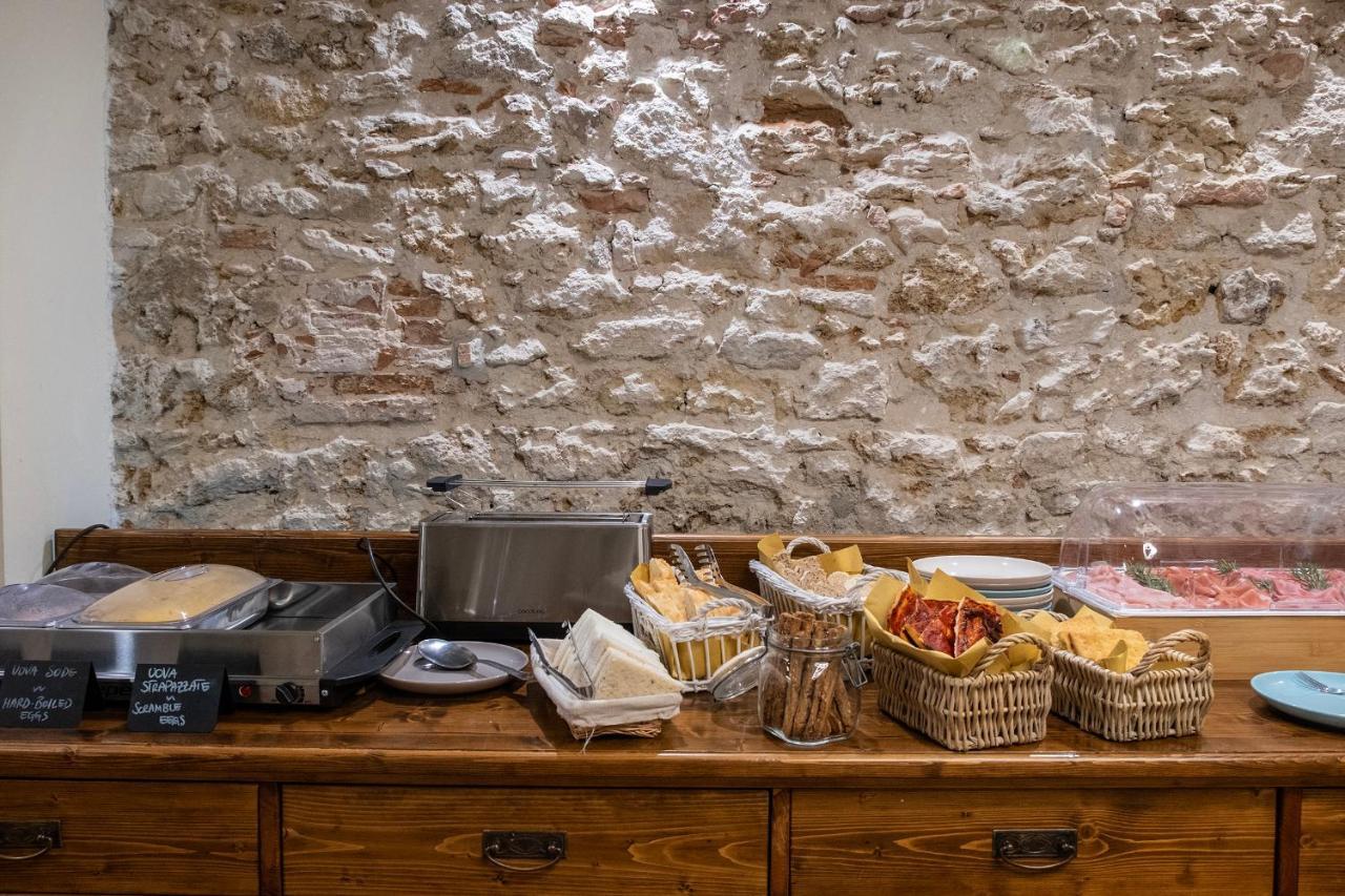 Hotel Agave In Citta Livorno