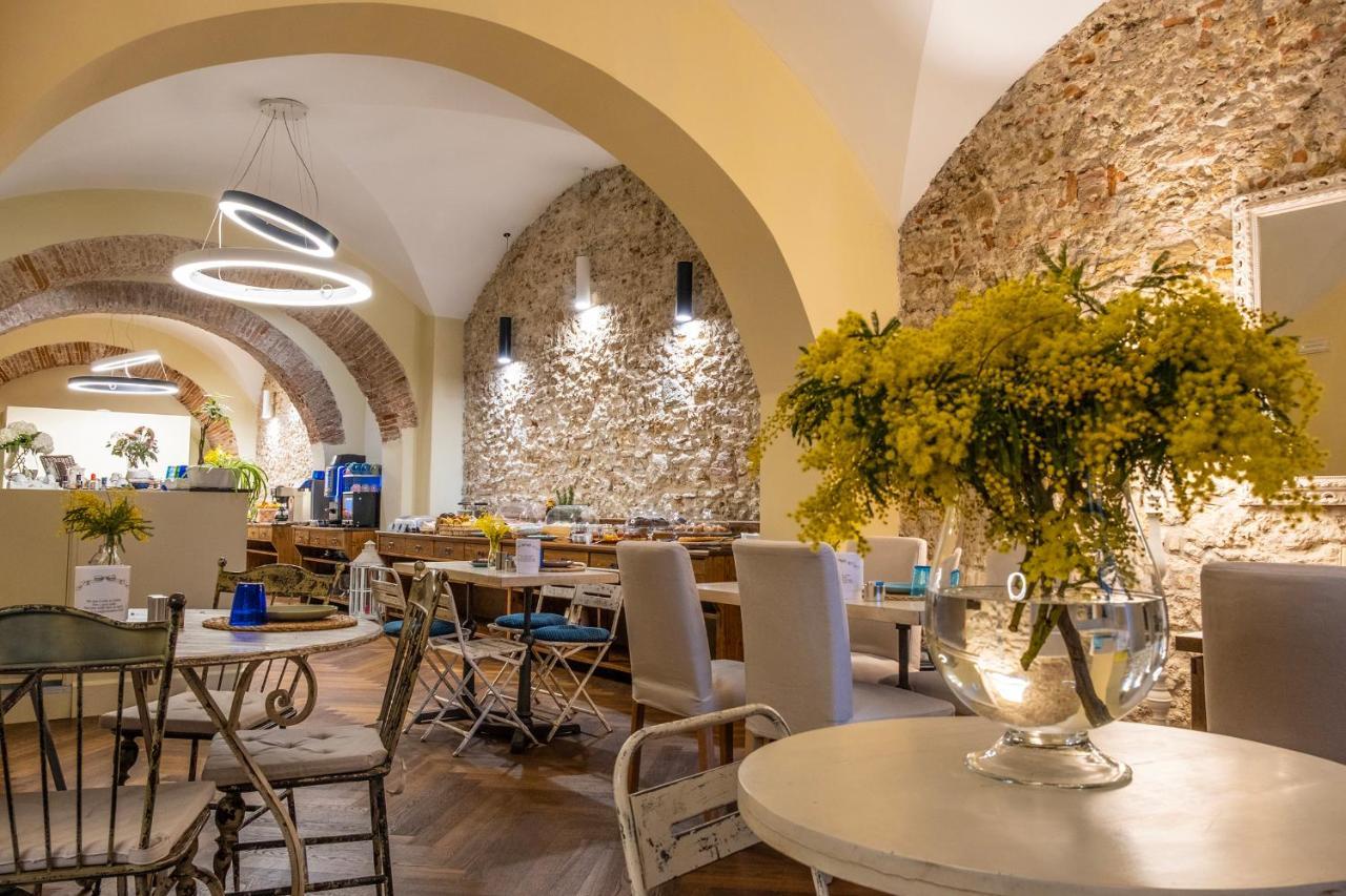 Hotel Agave In Citta Livorno